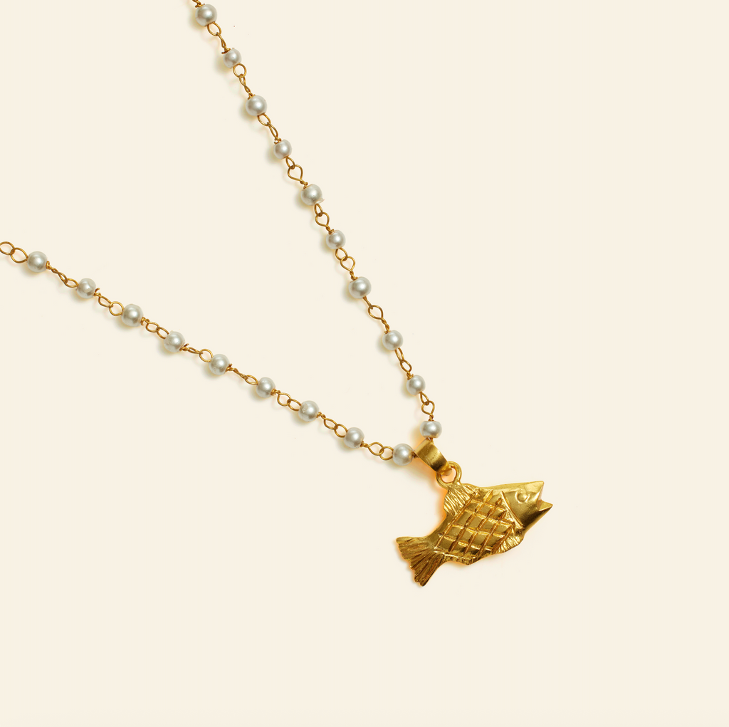 MV Fish Pearl Necklace